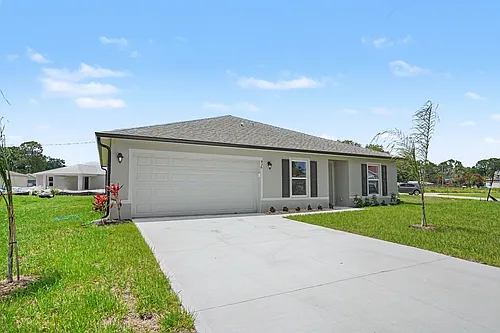 436 Wimpole Ln SW Photo 1