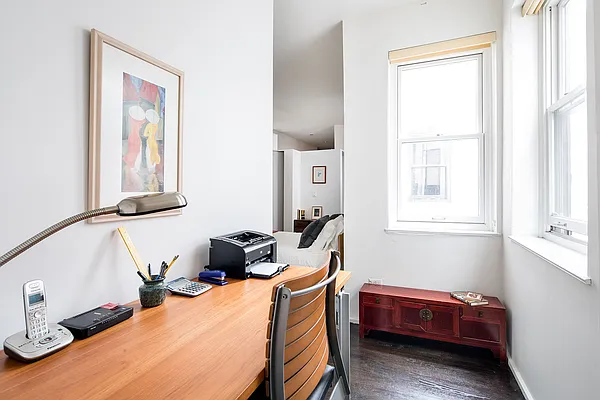 Sold by Compass | media 8