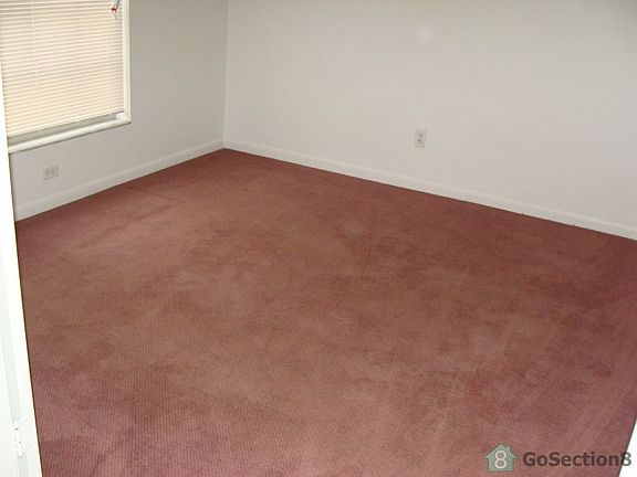 4th image of 14513 N 18th St APT 3