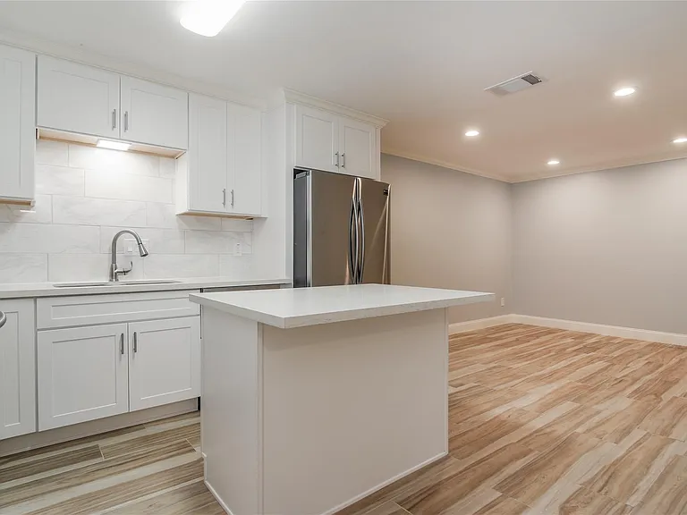 12633 Memorial Dr #243 — Photo 1