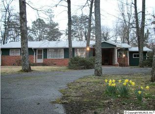 3 Linchpney Rd, Mentone, AL 35984