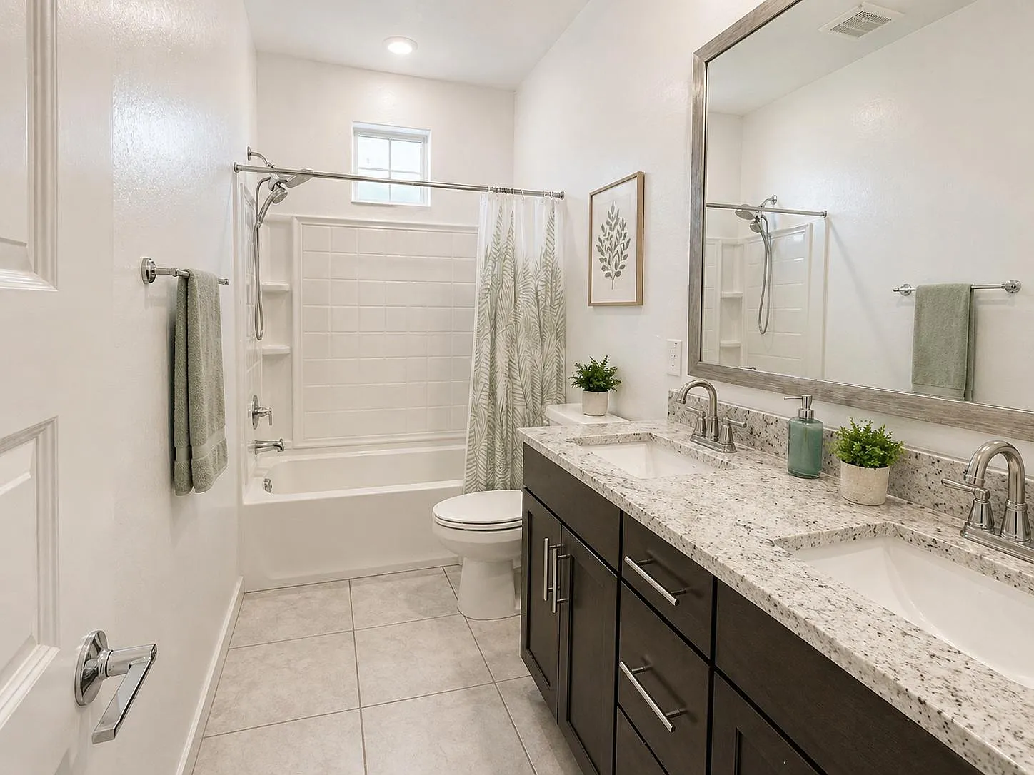 4 bed, 3.5 bath, 2250 sqft, $1,027 — Photo 3