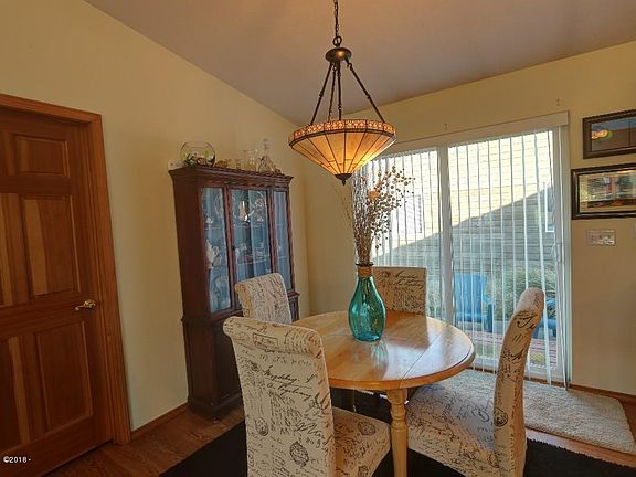 5th image of 1515 NW Oceania Dr
