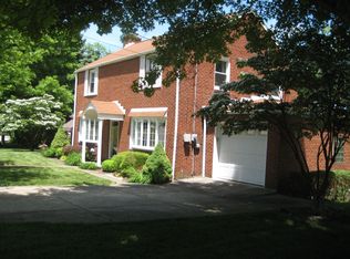 217 Roberta Dr, Munhall, PA 15120