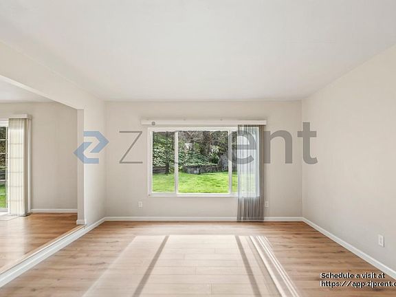 5th image of 808 Tremont Ct