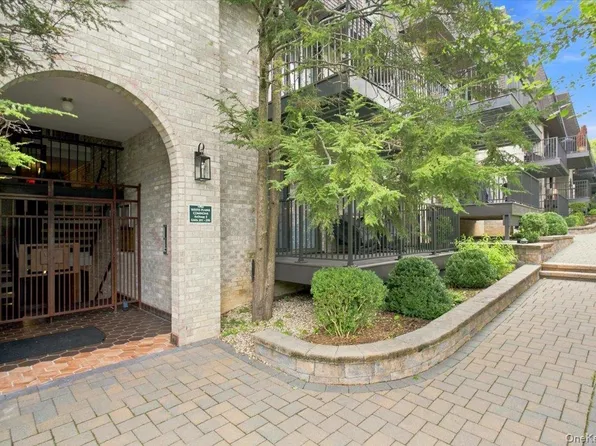 107 N Broadway #205B, White Plains, NY 10603