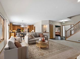 7267 Hidden Valley Cv S, Cottage Grove, MN 55016