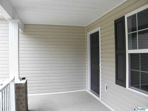 4th image of 2805 Battle Dr NW