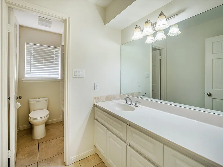 635 Chapel Hill Dr — Photo 14
