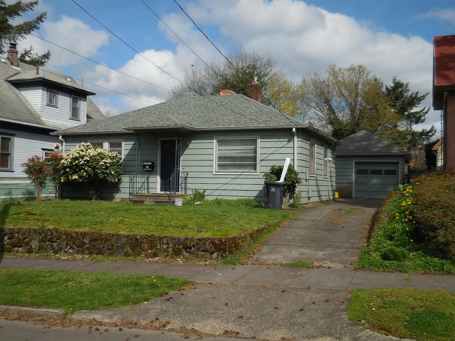 Bulr01: 4121 Se Ellis - 1 — Photo 1