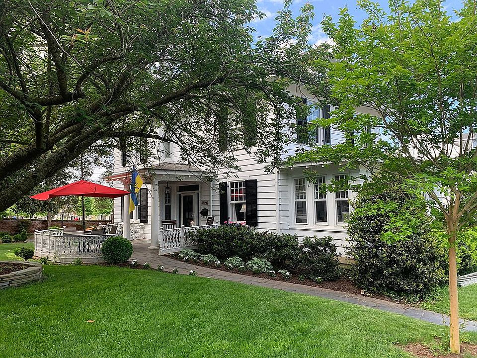 1st image of 702 Cornell St