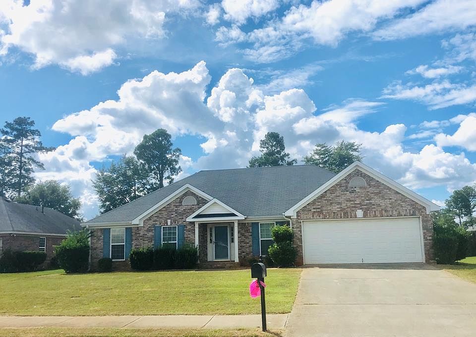 1st image of 3487 Essex Pl