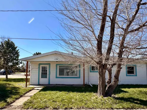 116 Delier St, North Sioux City, SD 57049