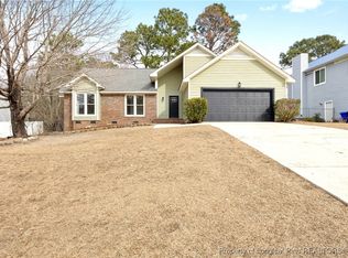 610 Duncan Rd, Spring Lake, NC 28390