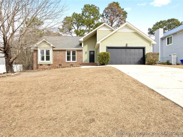 610 Duncan Rd, Spring Lake, NC 28390