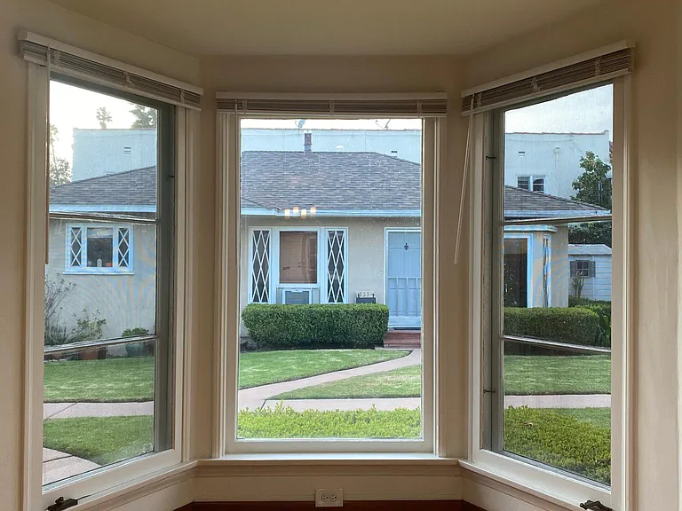 131 S Harvard Blvd — Photo 7