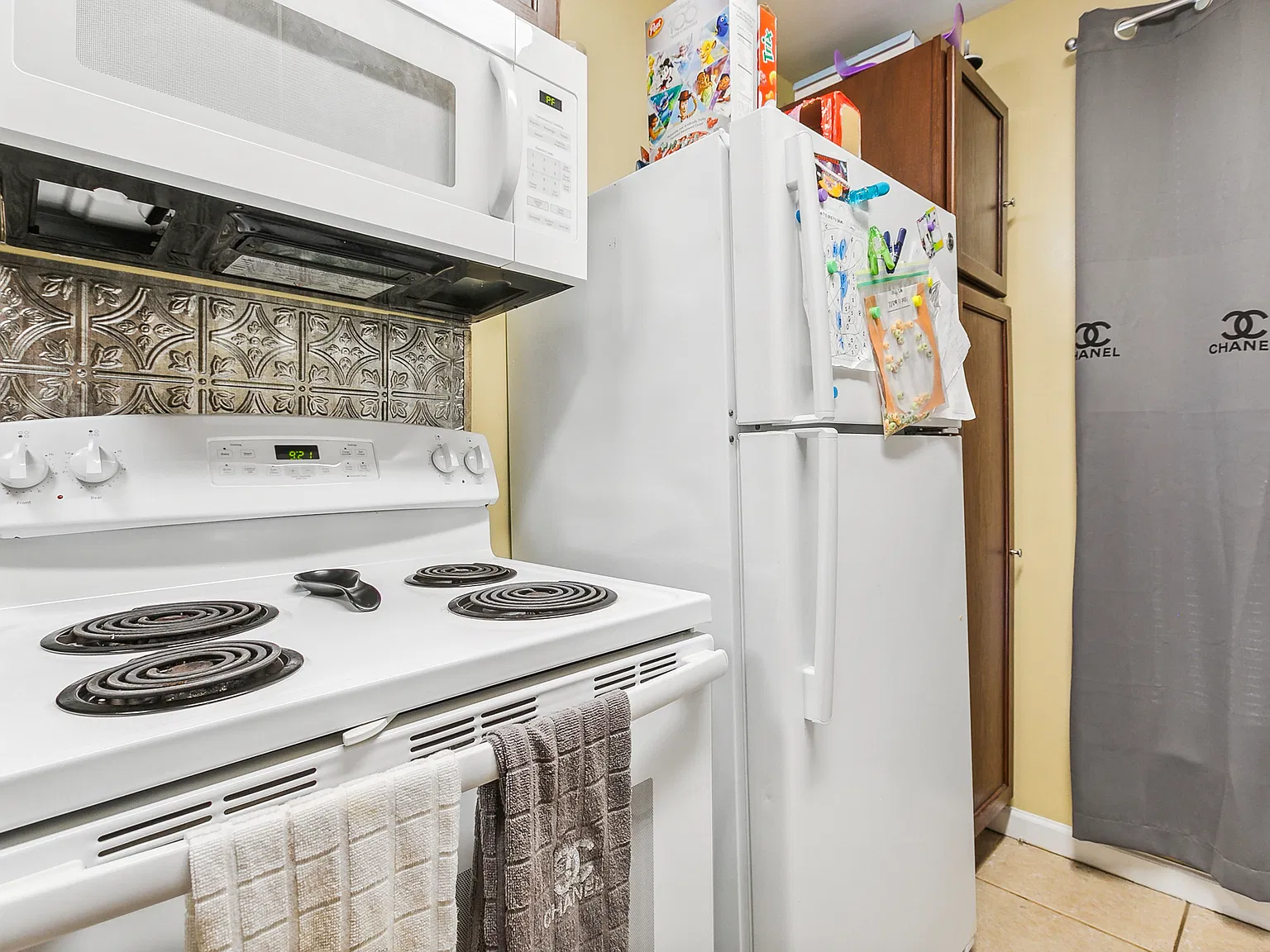 2 bed, 802 sqft, $1,250 — Photo 3