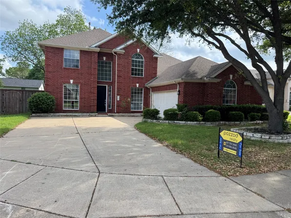 2105 Woodview Dr, Flower Mound, TX 75028