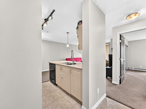 4th image of 13907 136th St NW #218