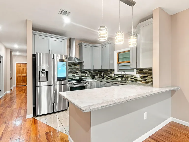88 Poplar St #1 — Photo 22