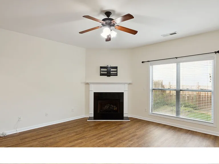 1652 Coleville Oak Ln — Photo 1