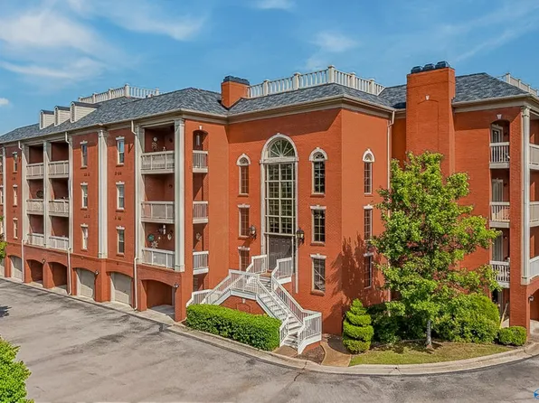 4770 Whitesburg Dr SE Unit 300, Huntsville, AL 35802