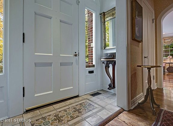 4th image of 1166 Lincoln Ave S