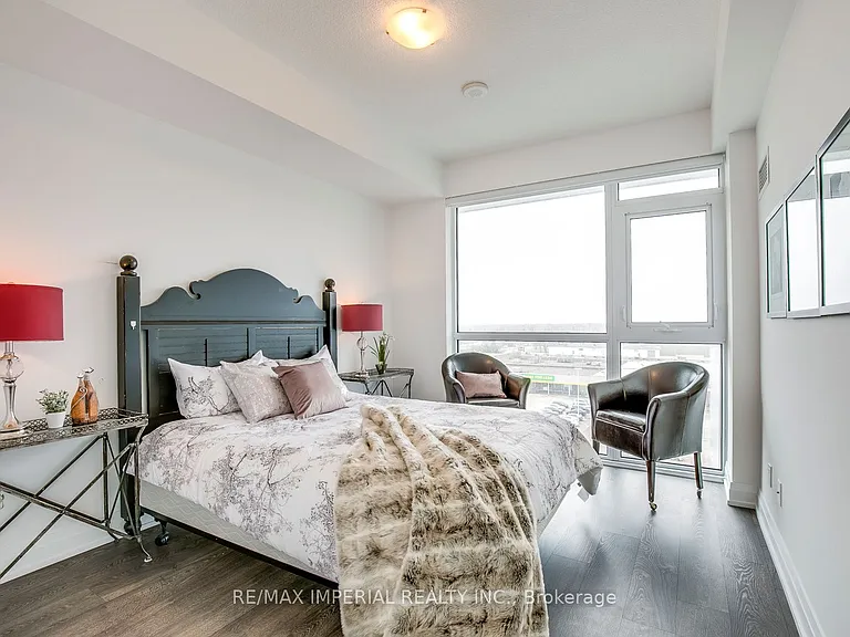 65 Speers Rd #711 — Photo 18