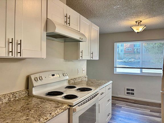 4th image of 9711 Greenwood Ave N #102