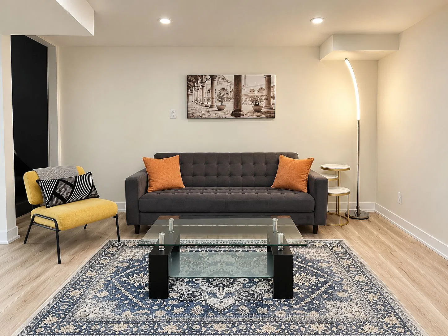 2 bed, $2,000 — Photo 4