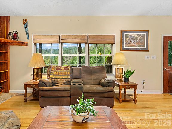 4th image of 2216 Beans Creek Rd