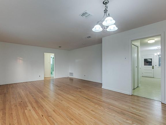 Living Room and Entry