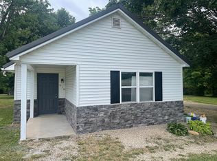 514 Center St, Bismarck, MO 63624