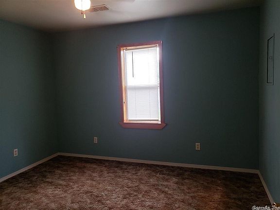 4th image of 507 Petros Ave