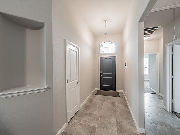 3rd image of 1125 Belsay Ln