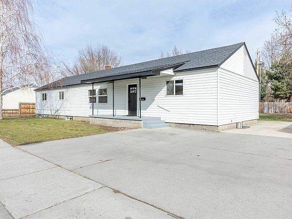 2nd image of 1404 Farrell Ln