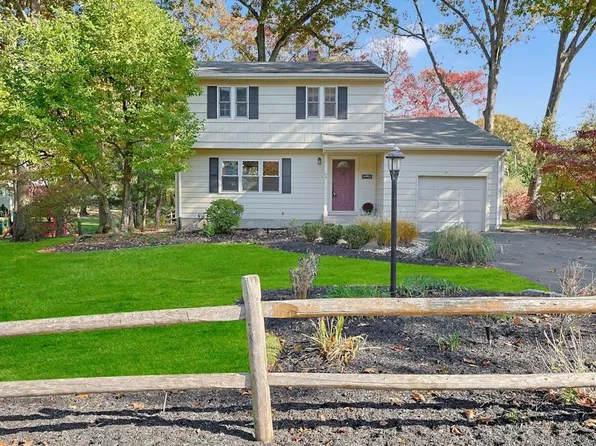 84 Lyncrest Avenue, New City, NY 10956