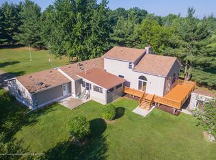 6320 Winegar Rd, Perry, MI 48872