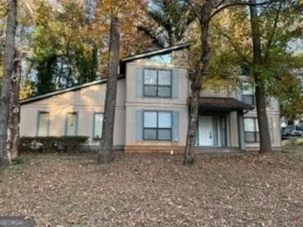 5249 Golf Valley Way, Stone Mountain, GA 30088