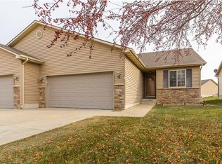 509 NE 60th St, Pleasant Hill, IA 50327