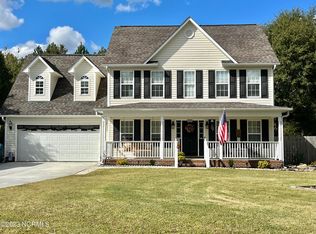 217 English Walnut Dr, Richlands, NC 28574