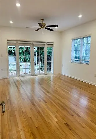 2504 Alhambra Cir — Photo 8
