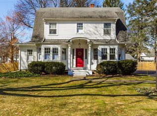 33 Superior Rd, Rochester, NY 14625