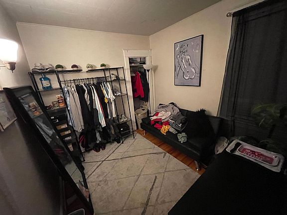 3rd image of 816 Park Ave #1