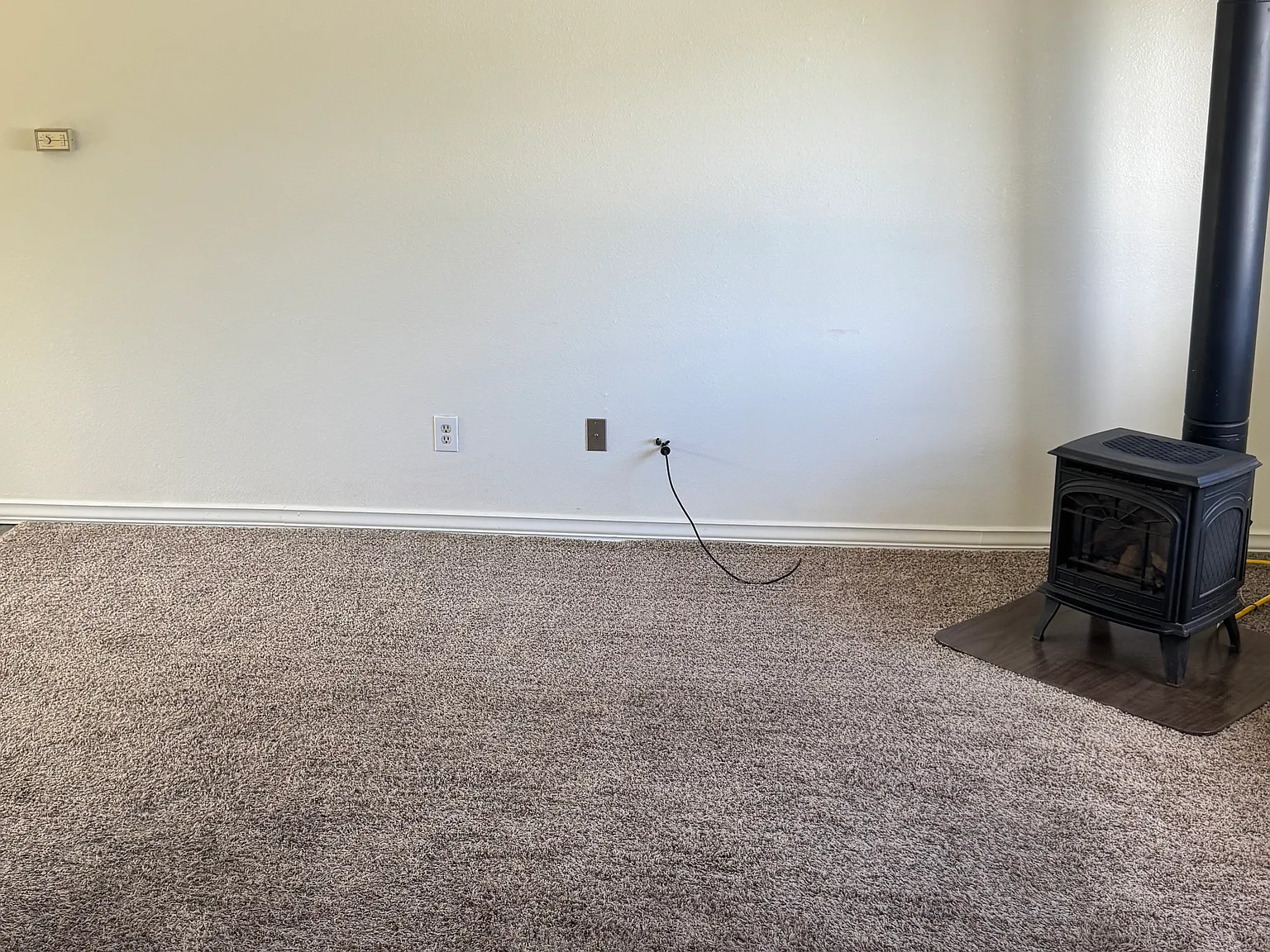 2 bed, 800 sqft, $1,000 — Photo 4