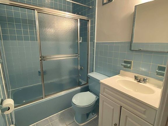 4th image of 25-28 35th St #1A
