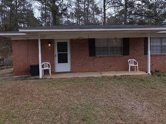 2nd image of 1230 Kings Mountain Ct Unit A