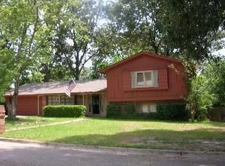 2121 Cherry Hill Rd, Texarkana, TX 75503