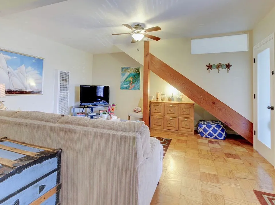 2 bed, 850 sqft, $2,800 — Photo 3