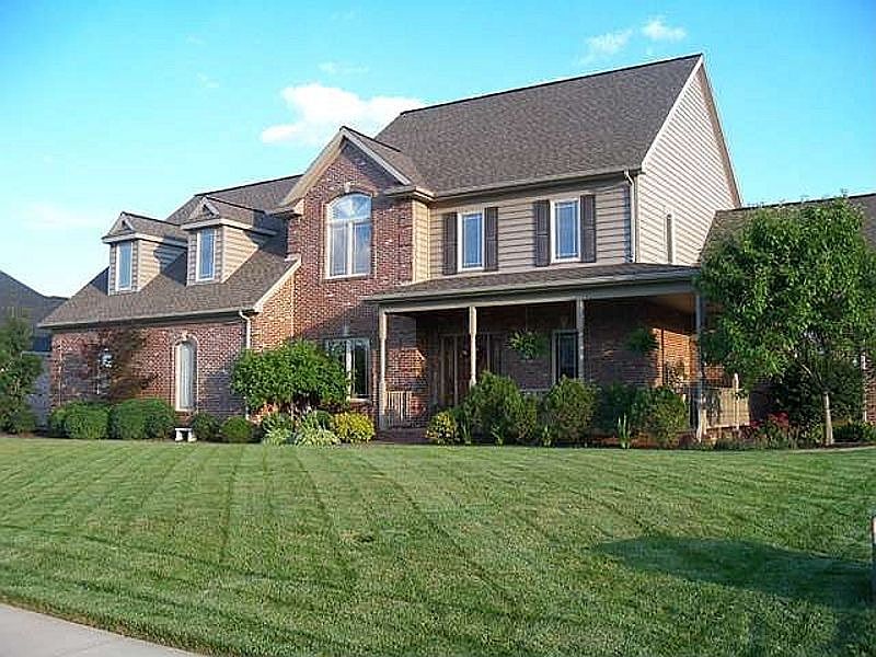 1st image of 7860 Margaret Cir